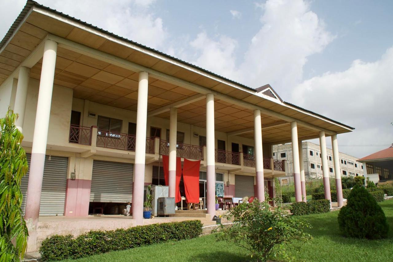Sign Of Silence Hostel Kumasi Exterior foto